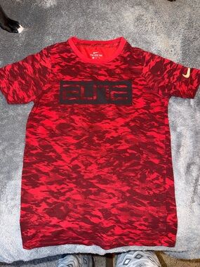 Nike Elite Red and Black Camo Athletic Tee